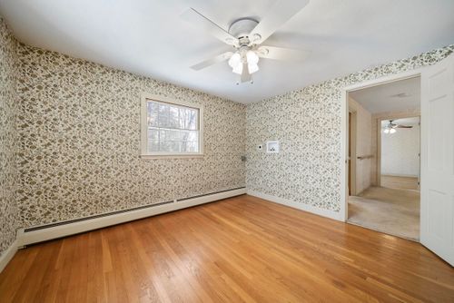 18 Mason Dr, Salem, NH, 03079-2107 | Card Image