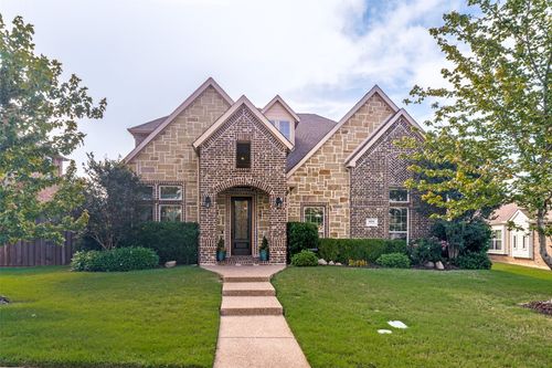 676 Princeton Way, Rockwall, TX, 75087-6013 | Card Image