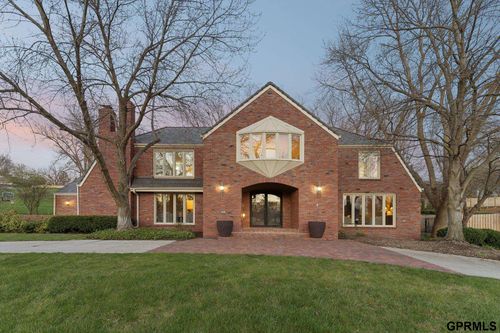 9723 Fieldcrest Dr, Omaha, NE, 68114-4932 | Card Image