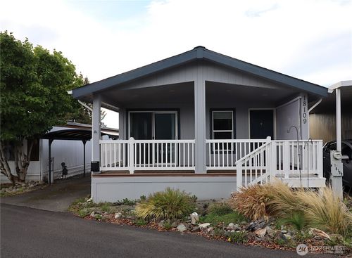 331-18109 32nd Ave S, SeaTac, WA, 98188-4907 | Card Image