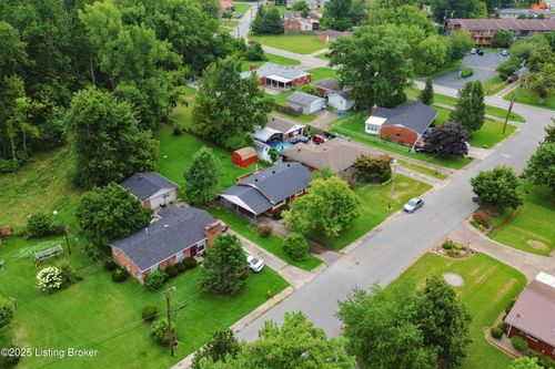 5419 Tracy Way, Louisville, KY, 40214-1266 | Card Image