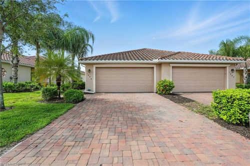 1886 Alameda Dr, Naples, FL, 34120-5653 | Card Image