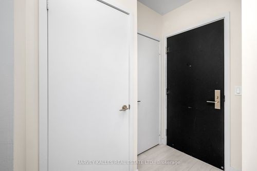 5807-8 Eglinton Ave E, Toronto, ON, M4P0C1 | Card Image