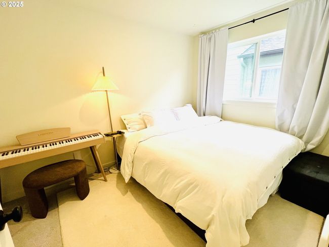 5 - 12072 Se Pine St, Condo with 2 bedrooms, 2 bathrooms and null parking in Portland OR | Image 16