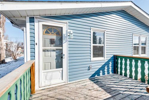 154 Devilder Ave, Trochu, AB, T0M2C0 | Card Image