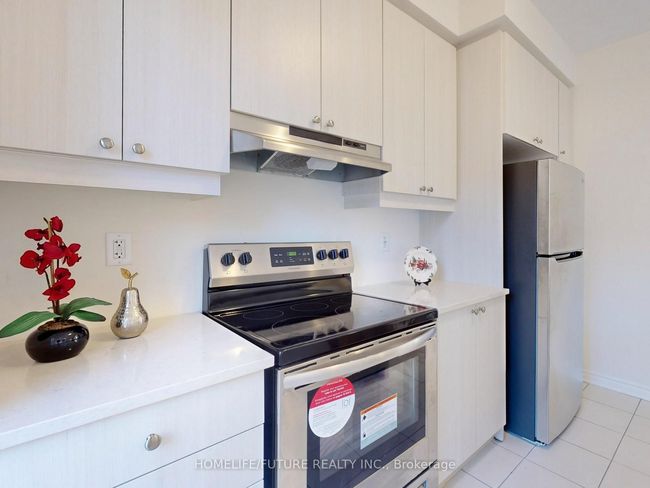 3217 Brigadier Ave, House attached with 4 bedrooms, 4 bathrooms and 1 parking in Pickering ON | Image 18