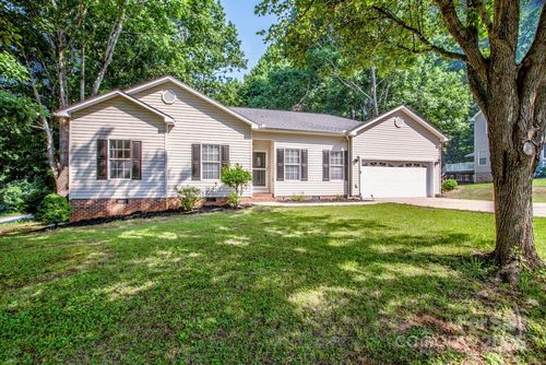 146 Valley Glen Dr, Troutman, NC, 28166-7732 | Card Image