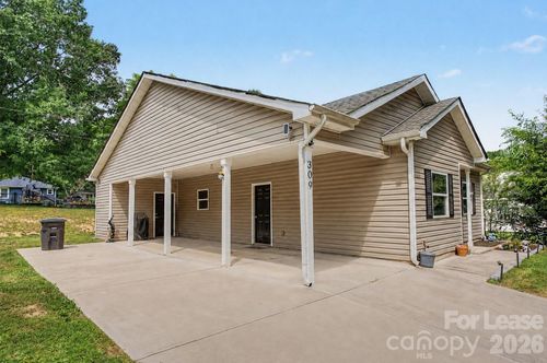 309 James St, Gastonia, NC, 28052-6401 | Card Image
