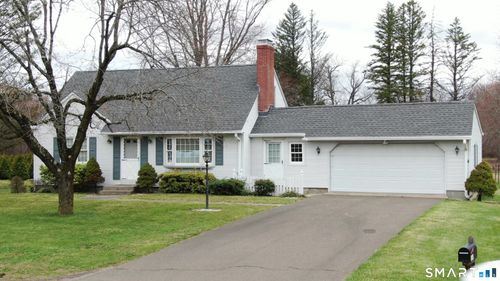 135 Moody Rd, Enfield, CT, 06082-3201 | Card Image