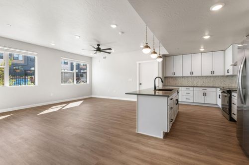 n200-206 N Chaparral Dr, Hurricane, UT, 84737-6223 | Card Image