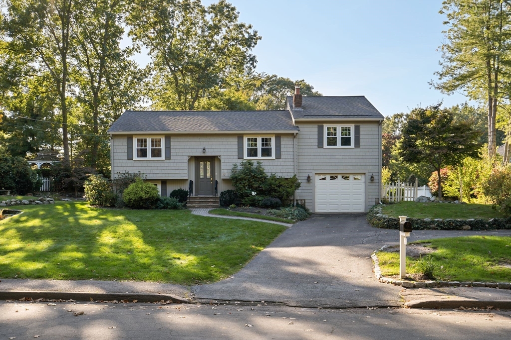 Liberty Park Ave, Braintree, MA 02184