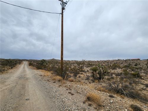 1585 W Promontory Dr, Meadview, AZ, 86444 | Card Image