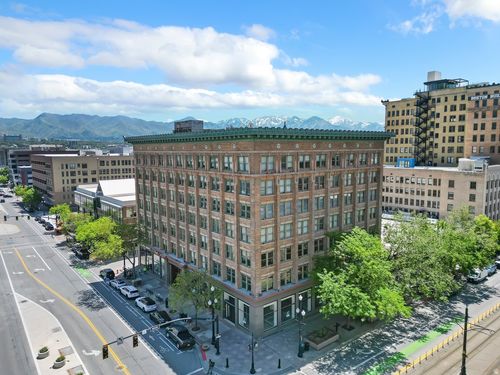 8 E Broadway, Salt Lake City, UT, 84111-2204 | Card Image