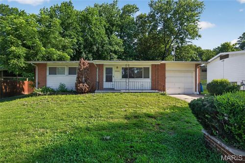 10365 Nashua Dr, Saint Louis, MO, 63136-2254 | Card Image