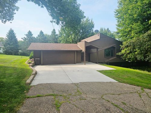 308 Cedar Ln, Montevideo, MN, 56265-1871 | Card Image
