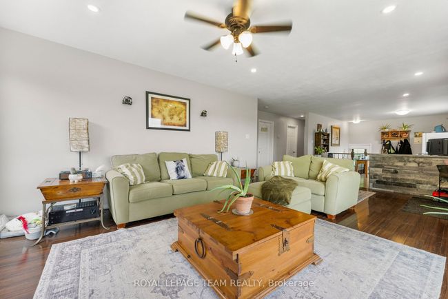 4872 Calabogie Rd, House other with 3 bedrooms, 1 bathrooms and 3 parking in Calabogie ON | Image 4