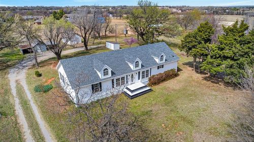 803 N Richland Rd, Tuttle, OK, 73089-9103 | Card Image