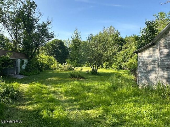 425 Barbour St, House other with 2 bedrooms, 1 bathrooms and 4 parking in North Adams MA | Image 4