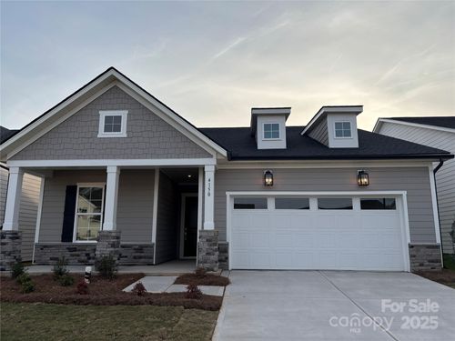 323-4150 Eastover Glen Rd, Charlotte, NC, 28269-5297 | Card Image