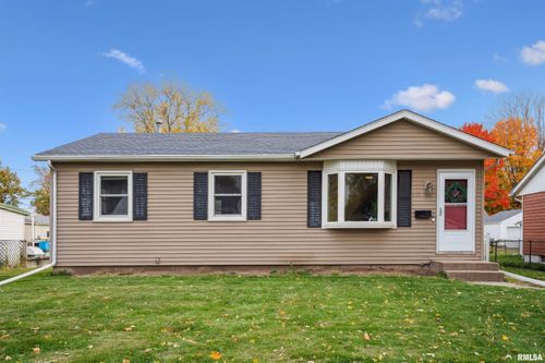 2017 34th St, Rock Island, IL, 61201-4850 | Card Image