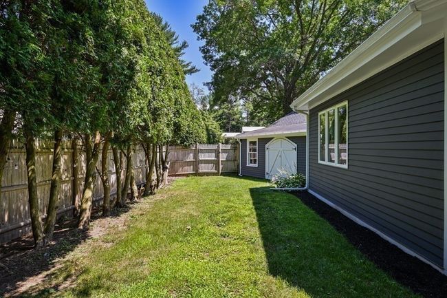 7 Bishops Ln, House other with 3 bedrooms, 5 bathrooms and 4 parking in Lynnfield MA | Image 33