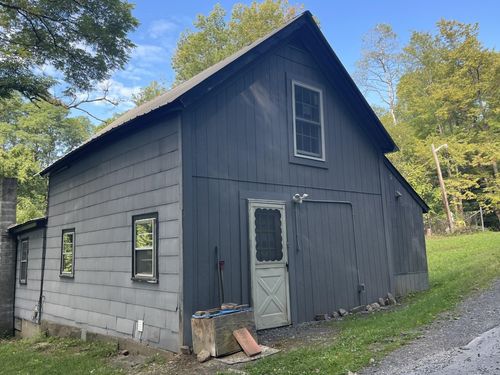 22-20-22 Green Rd, North Walpole, NH, 03609-1130 | Card Image