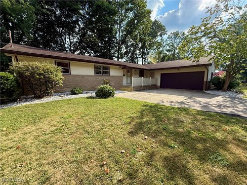 767 Forest Ridge Dr, Boardman, OH, 44512-3517 | Card Image