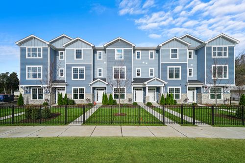 2-3-124 E Main St, Cary, IL, 60013-2206 | Card Image
