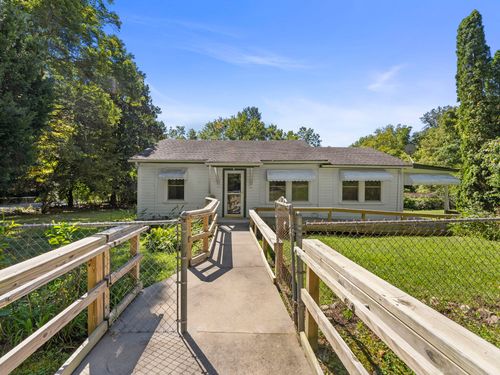 238 Willie Six Rd, Sewanee, TN, 37375-2233 | Card Image