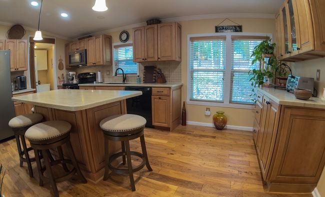 141 Rocky Cir, Home with 3 bedrooms, 2 bathrooms and 2 parking in Blairsville GA | Image 9
