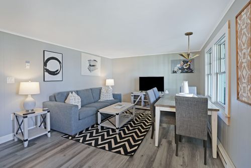 4-20 Peases Point Way N, Edgartown, MA, 02539-7319 | Card Image