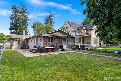 2608 N Madelia Street, Spokane, WA, 99207 | Card Image