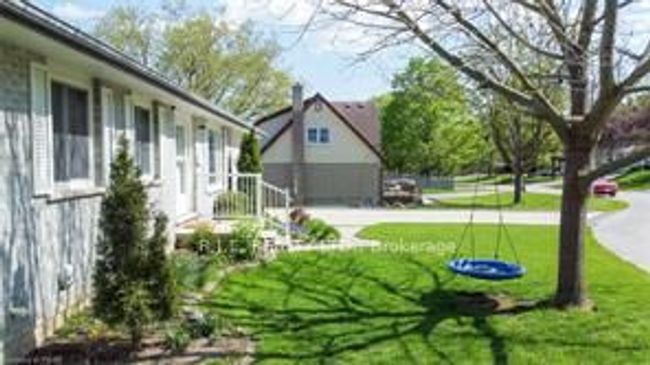 30 Greenhill Dr, House other with 4 bedrooms, 2 bathrooms and 4 parking in Peterborough ON | Image 5