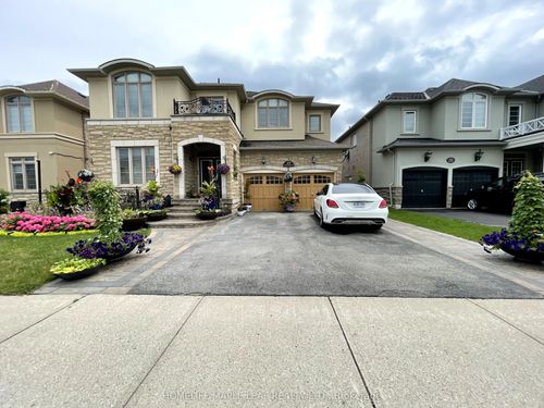 29 Jacksonville Dr, Brampton, ON, L6P2Z3 | Card Image