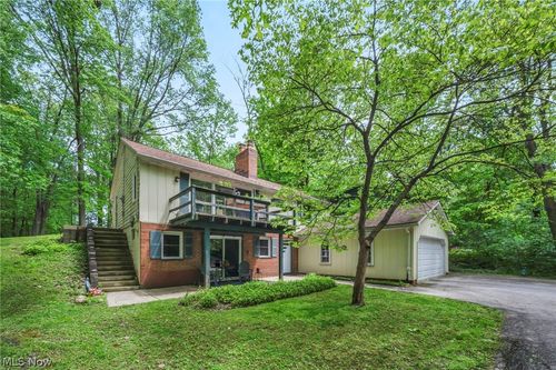 5769 Som Center Road, Willoughby, OH, 44094 | Card Image