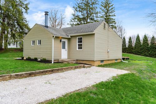 932 Montgomery Road Ne, Newark, OH, 43055 | Card Image