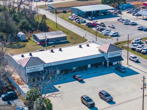 719 W Parker St, Baxley, GA, 31513-0824 | Card Image