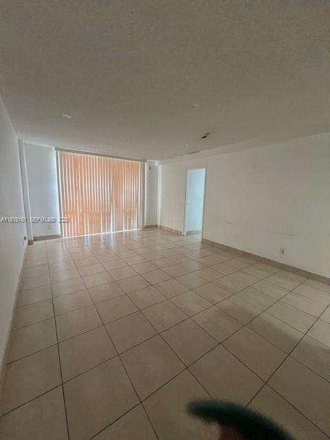 Residential in North Miami 3