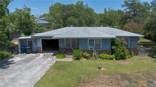 547 Lake Front Ave, New Braunfels, TX, 78130-3788 | Card Image