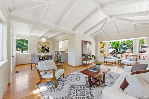 178 Reservoir Rd, San Rafael, CA, 94901-3643 | Card Image