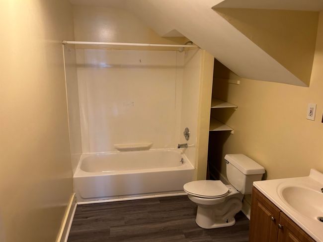 55 Prospect St, Home with 0 bedrooms, 4 bathrooms and null parking in Rutland VT | Image 11
