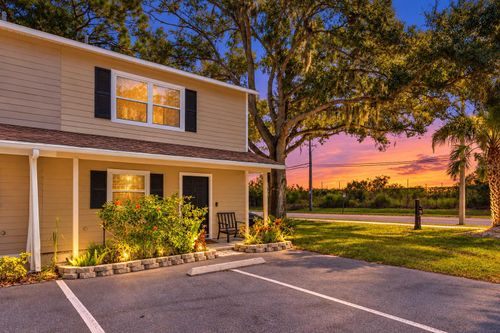 a-152 Douglas Rd W, Oldsmar, FL, 34677-2815 | Card Image