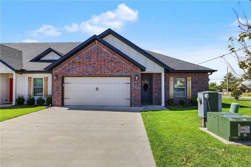 1602 S 17th Place, Rogers, AR, 72758 | Card Image