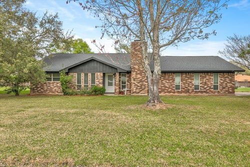 1320 Wisteria St, Bridge City, TX, 77611-2228 | Card Image
