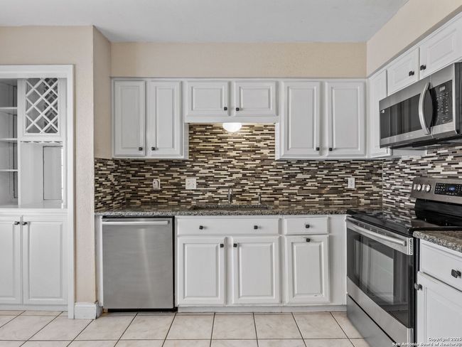 APT-601 - 7711 Callaghan Rd, Condo with 3 bedrooms, 2 bathrooms and null parking in San Antonio TX | Image 9