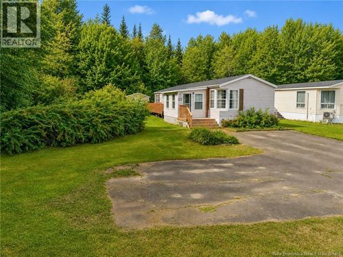 153 Moore St, Fredericton, NB, E3B8L8 | Card Image