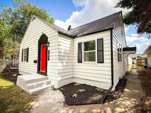 1621 Lincoln Way W, Mishawaka, IN, 46544 | Card Image
