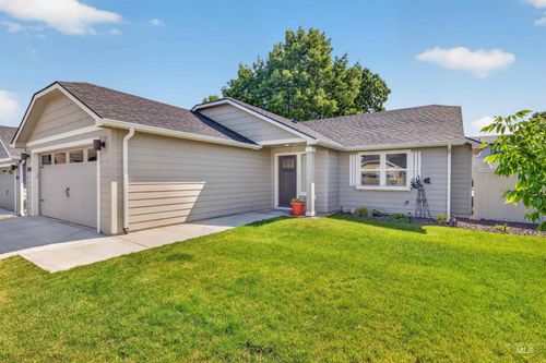 2437 Legacy Ct, Clarkston, WA, 99403-4501 | Card Image