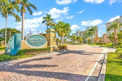 806 - 3414 Hancock Bridge Parkway, Condo with 2 bedrooms, 2 bathrooms and null parking in North Fort Myers FL | Image 3