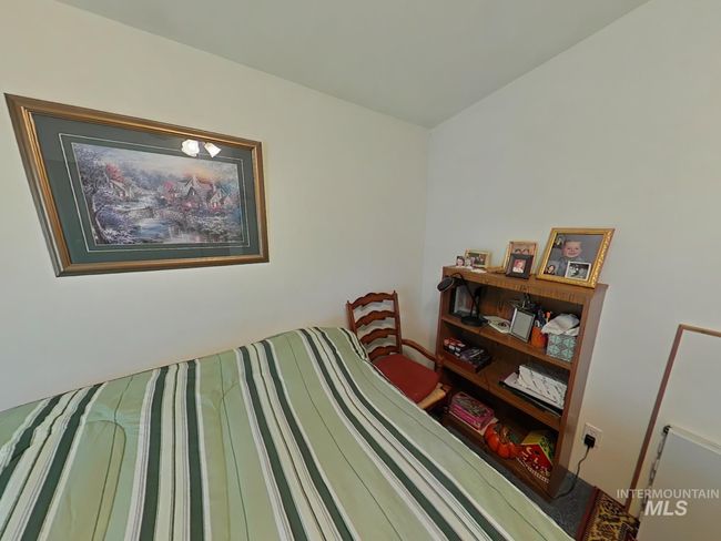 View of bedroom | Image 12